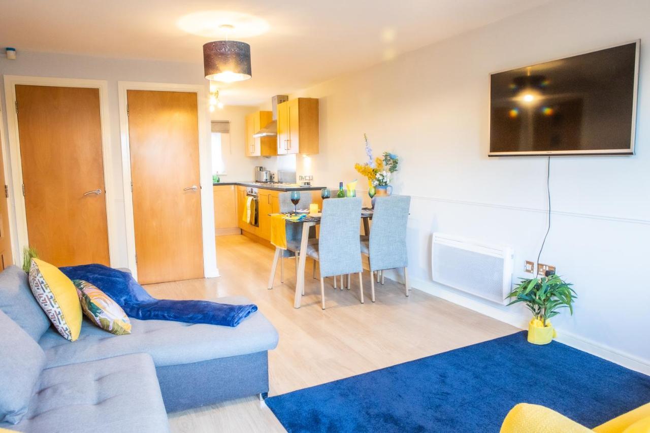 Newly Furnished Appartment Near Train Station Wolverhampton Esterno foto